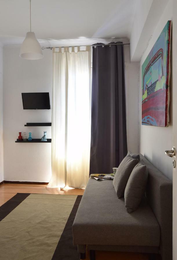 Appartement Artist'S Lovely Nest Under The Shadow Of The Parthenon à Athènes Extérieur photo