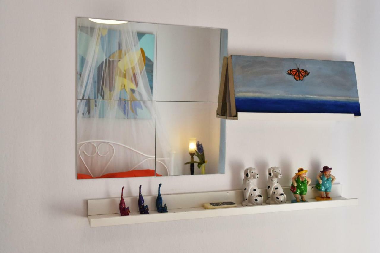 Appartement Artist'S Lovely Nest Under The Shadow Of The Parthenon à Athènes Extérieur photo