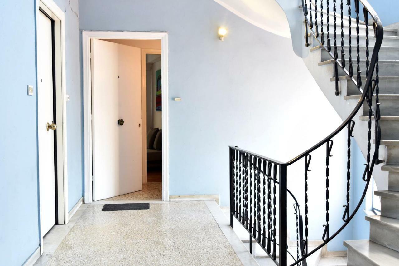 Appartement Artist'S Lovely Nest Under The Shadow Of The Parthenon à Athènes Extérieur photo